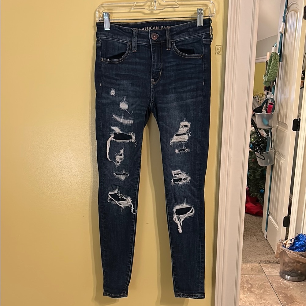 American Eagle Outfitters Women's Distressed Dark Blue Jeans
